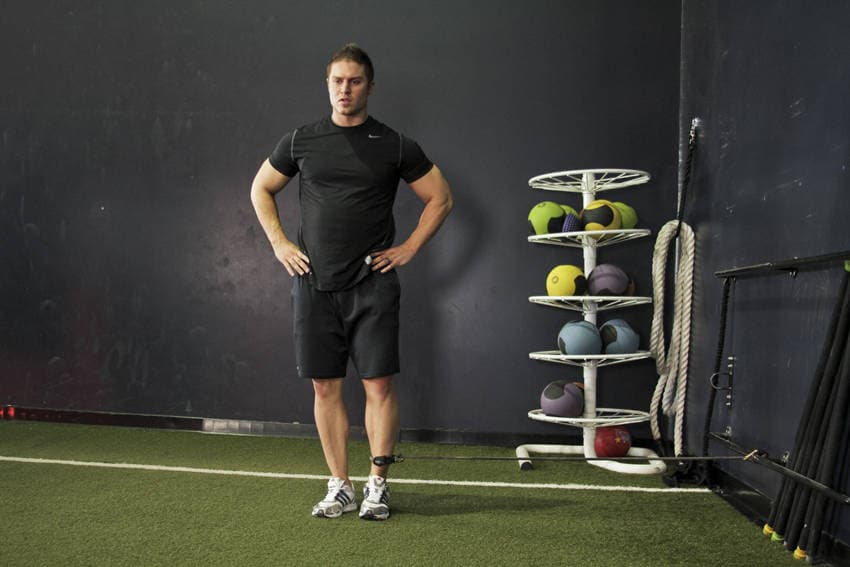 Band Hip Adductions — end position