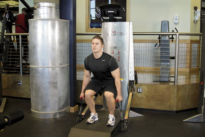 Cable Deadlifts — starting position