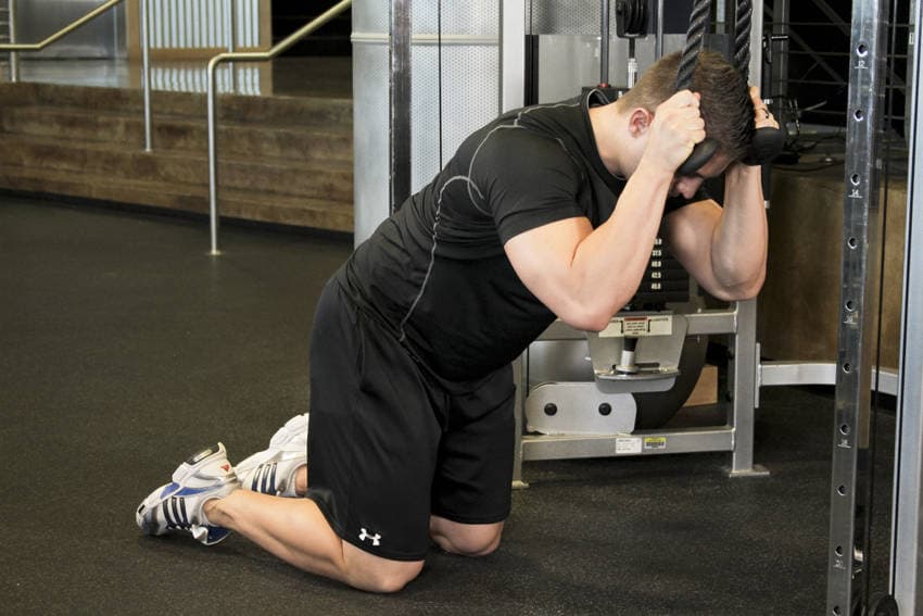 Rope Crunch — starting position