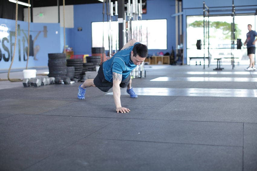 Single-Arm Push-Up — end position