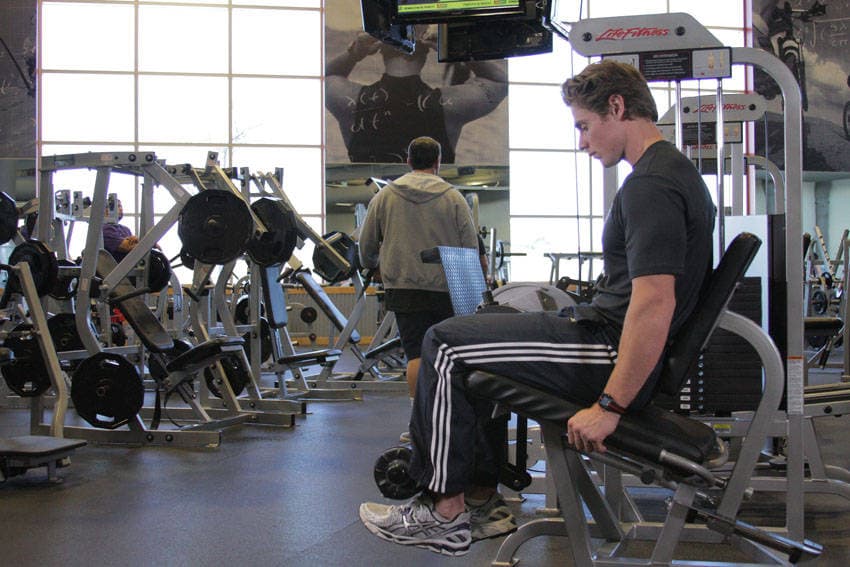 Single-Leg Leg Extension — starting position