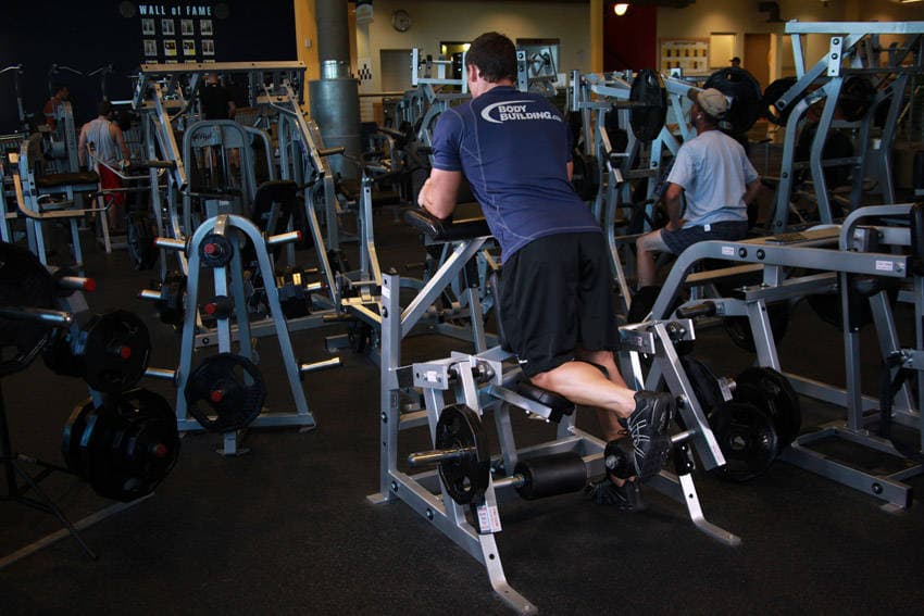 Standing Leg Curl — starting position