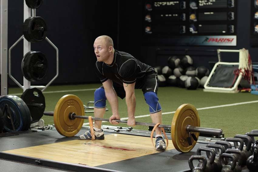 Sumo Deadlift with Bands — starting position
