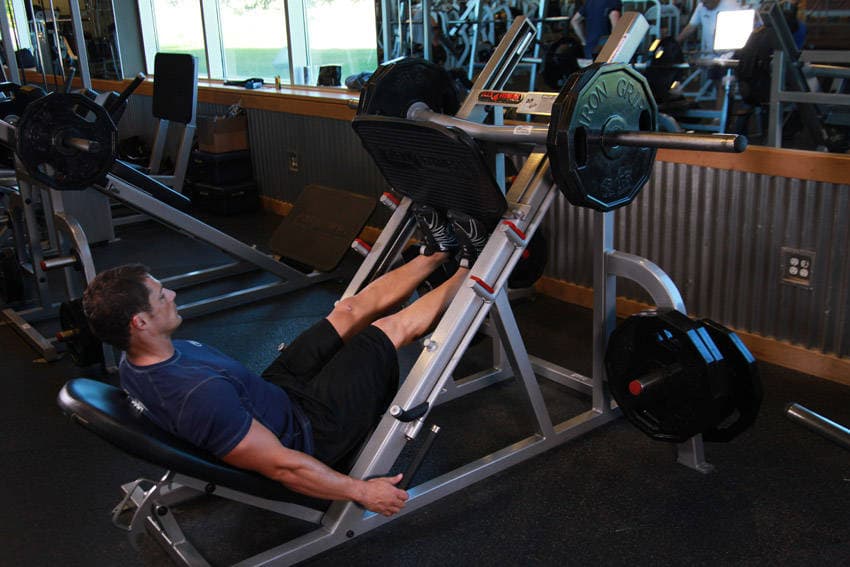 Calf Press On The Leg Press Machine — starting position