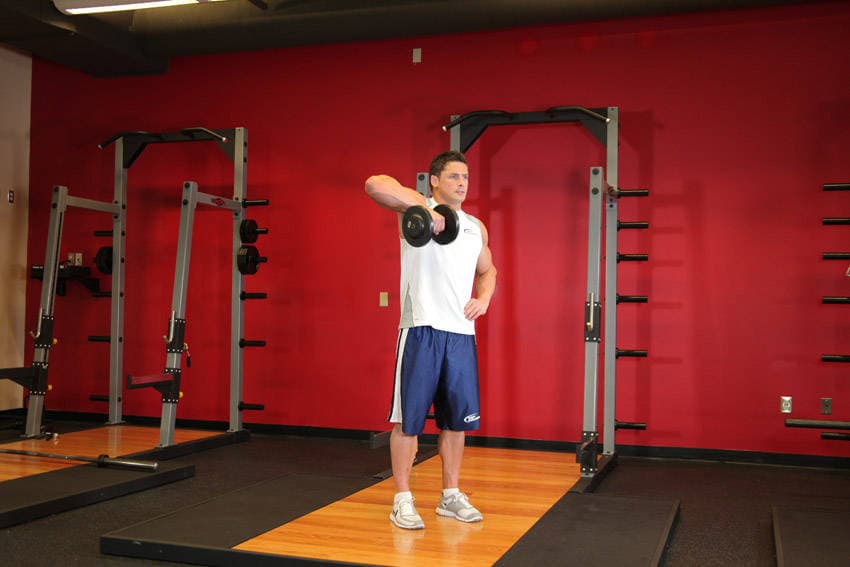 Dumbbell One-Arm Upright Row — starting position
