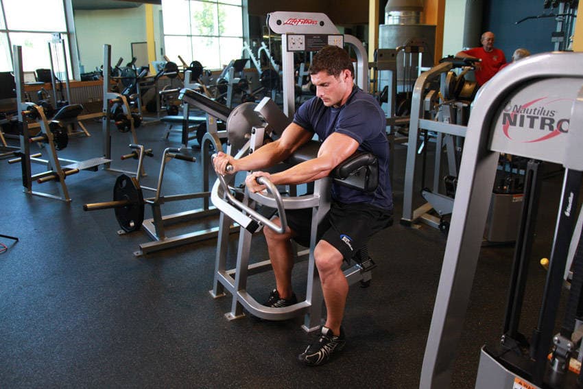 Machine Preacher Curls — starting position