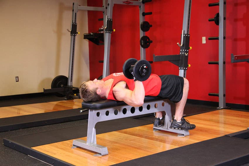 One Arm Dumbbell Bench Press — starting position